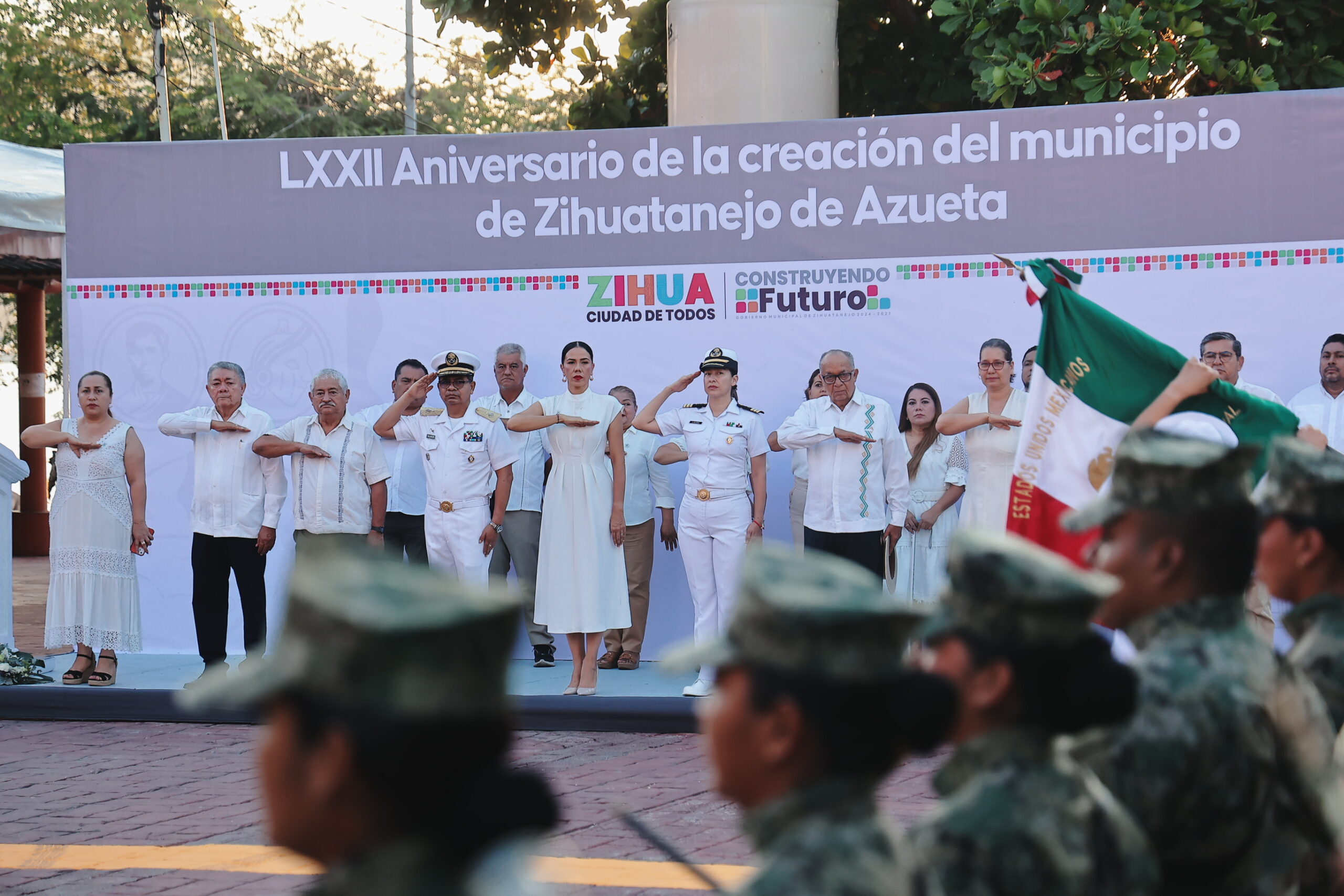 Encabeza Liz Tapia el 72 aniversario del municipio de Zihuatanejo de Azueta