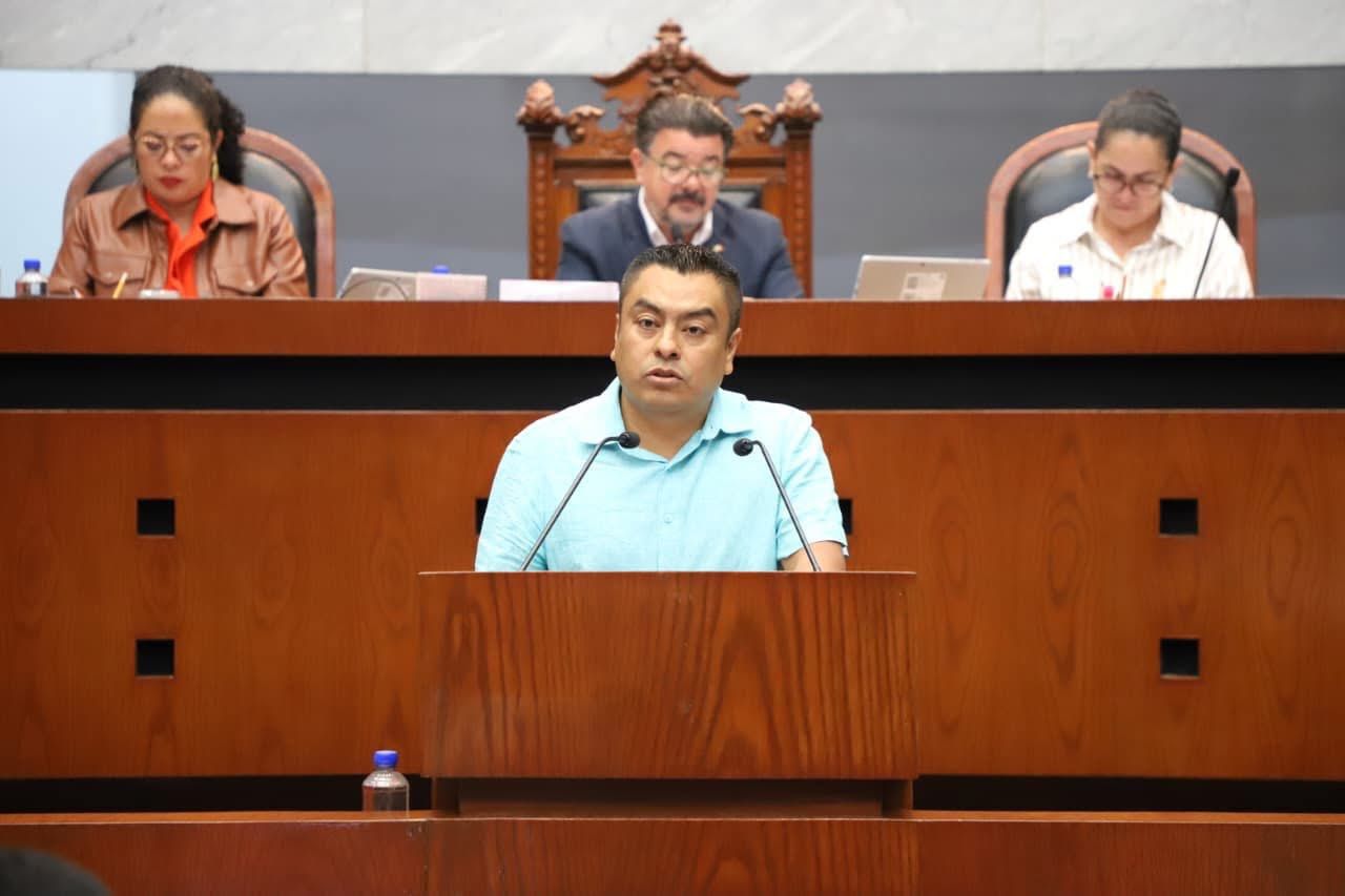 Propone diputado sancionar a quienes no respondan a exhortos del Congreso del Estado