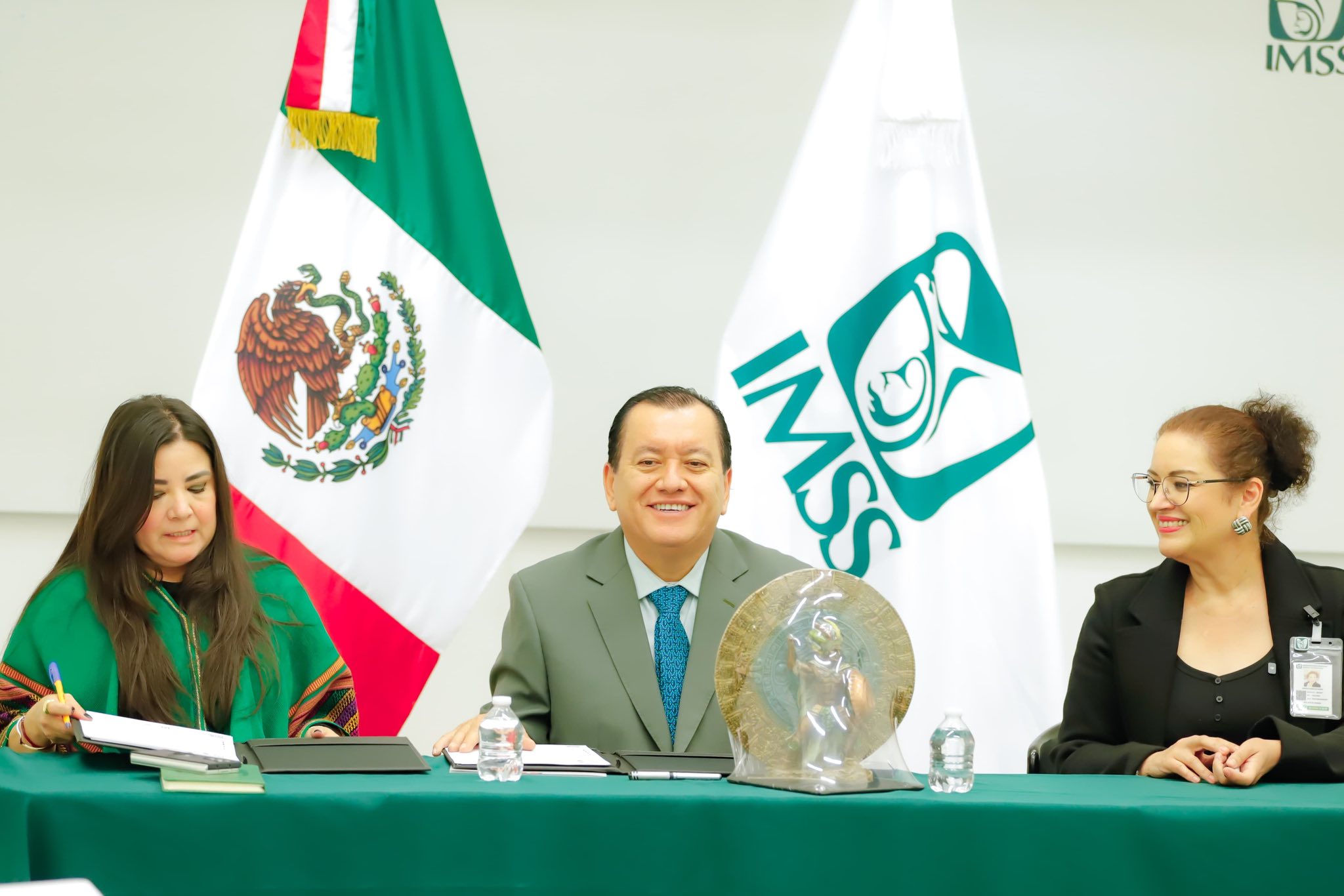 Firma la UAGro convenio con el IMSS para impulsar especialización en Enfermería