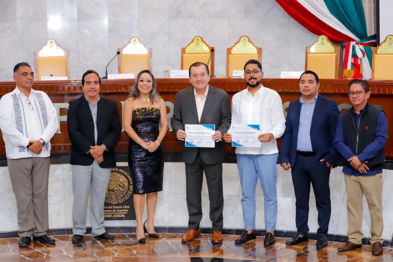 Recibe la UAGro cuarto reconocimiento anual consecutivo por desempeño en transparencia