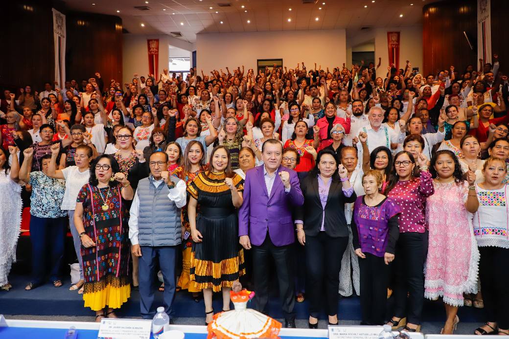 Reconoce la UAGro la contribución de mujeres en la vida universitaria
