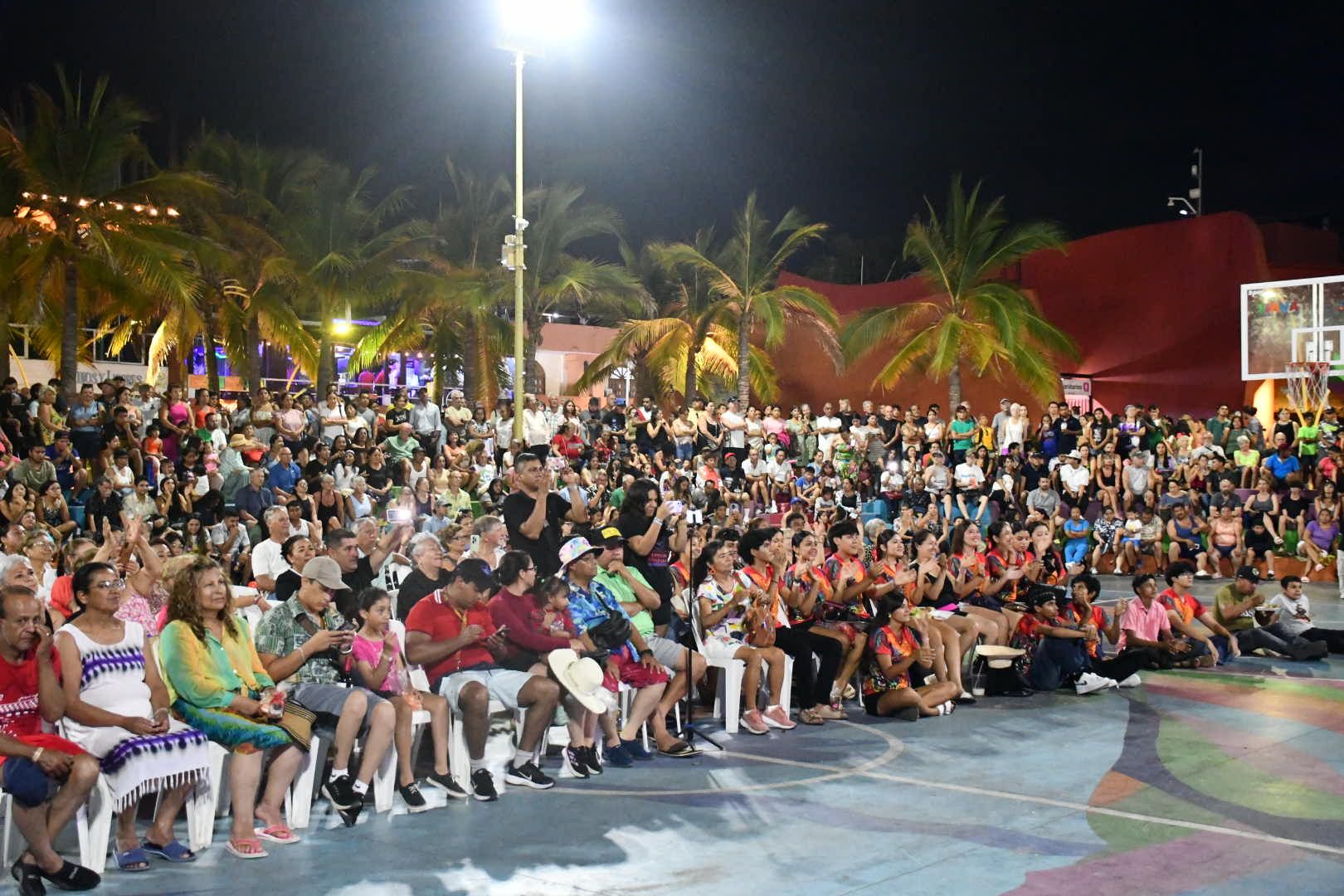 Brilla Zihua en «puente» con danzas, carreras deportiva, festival de paella y eventos culturales…