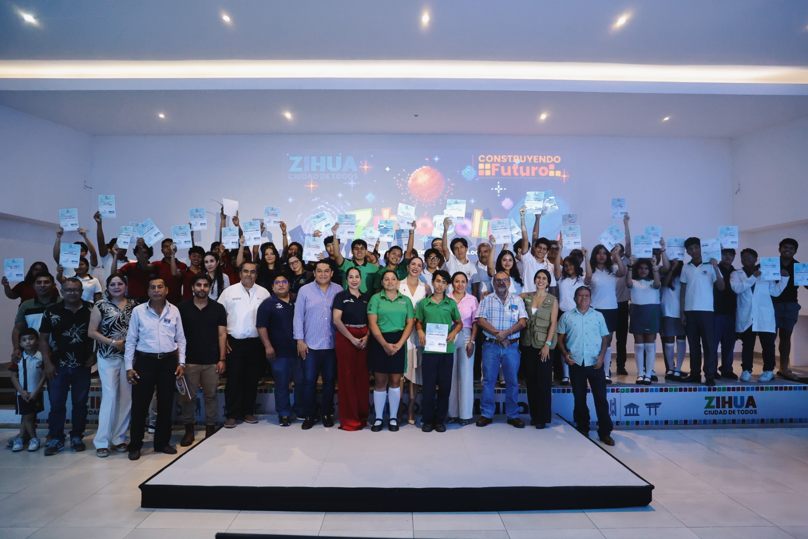 Presentan en Zihuatanejo el proyecto “Zihuópolis, jugando con la ciencia y la tecnología”.