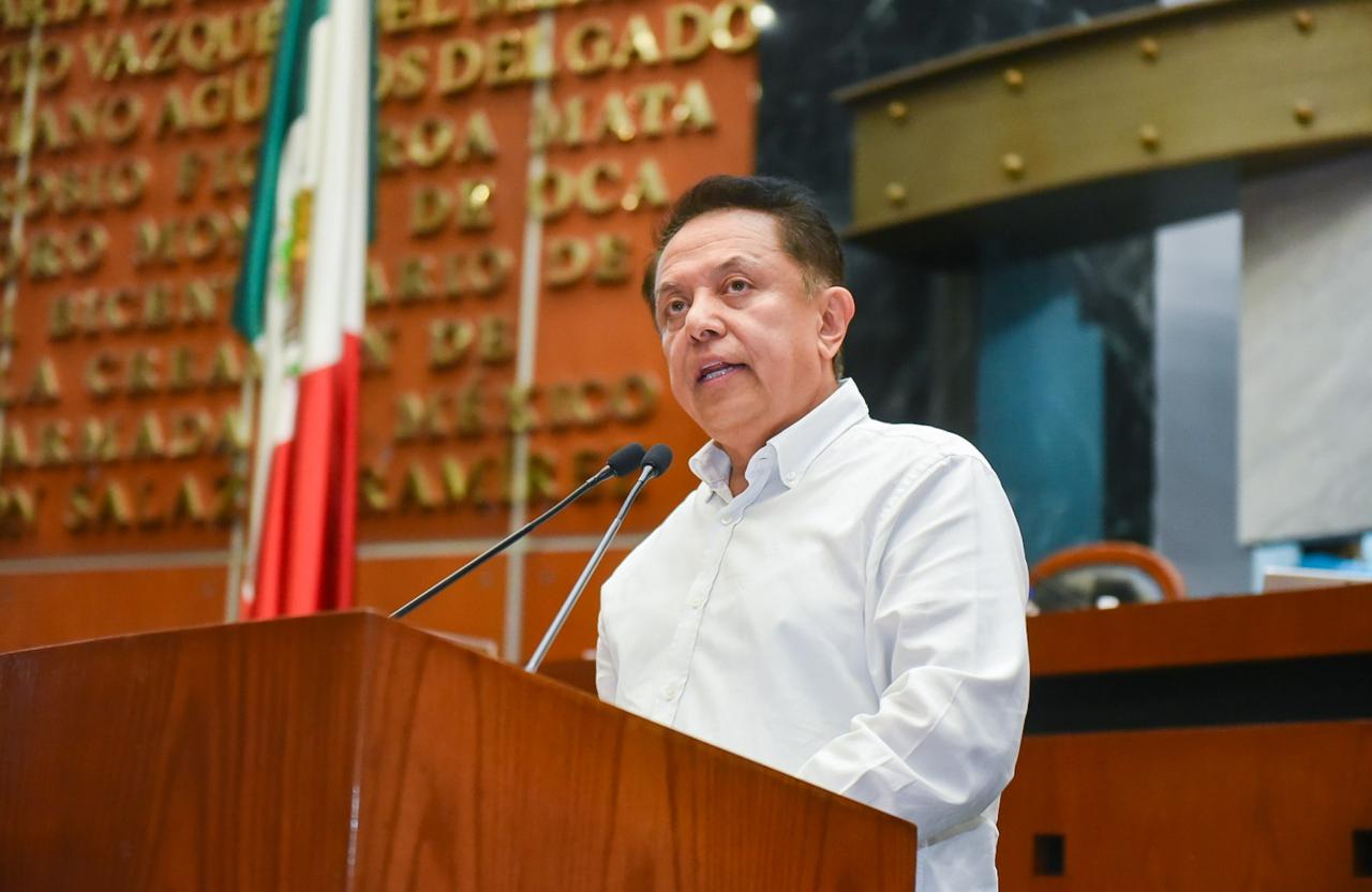 Proponen en el Congreso de Guerrero reducción de diputaciones, regidurías, salarios…