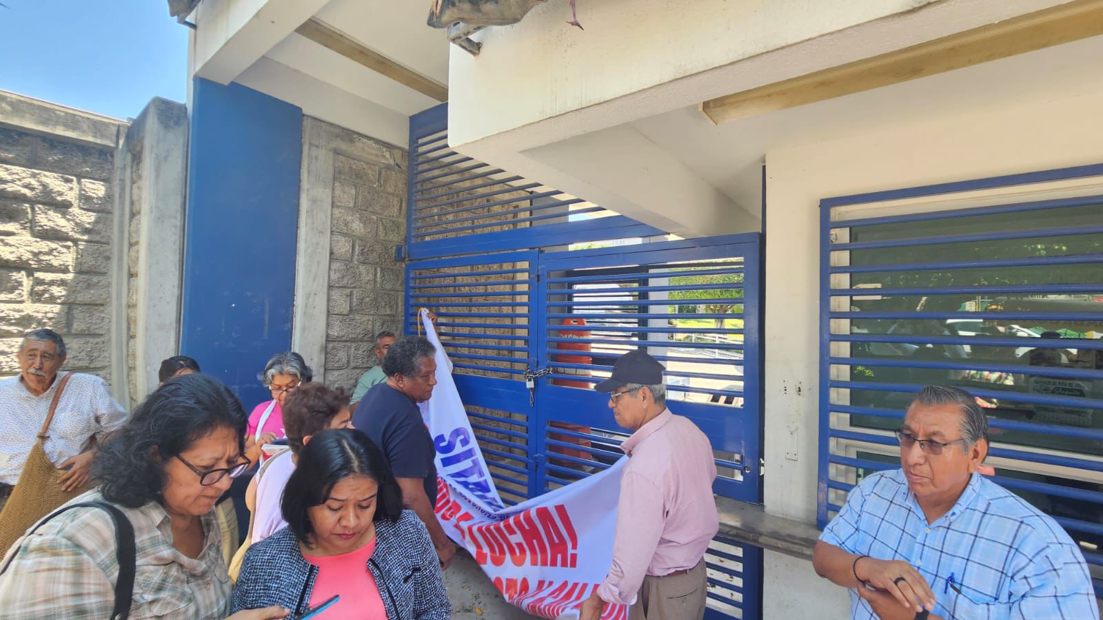 Se retiran paristas universitarios tras diálogo con funcionarios de la UAGro