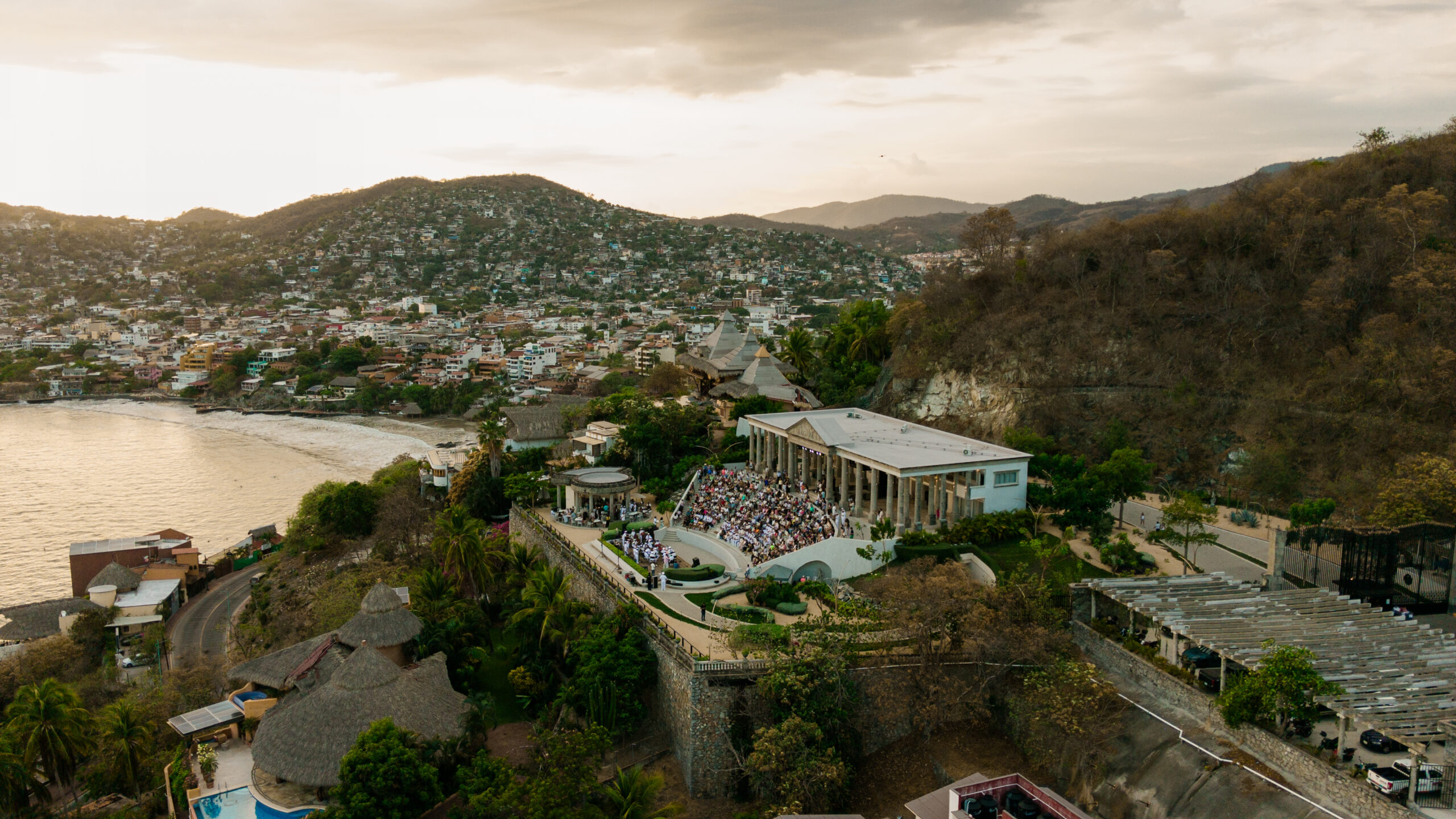 Eventos culturales generan en Zihuatanejo ocupación hotelera de 87.6 %