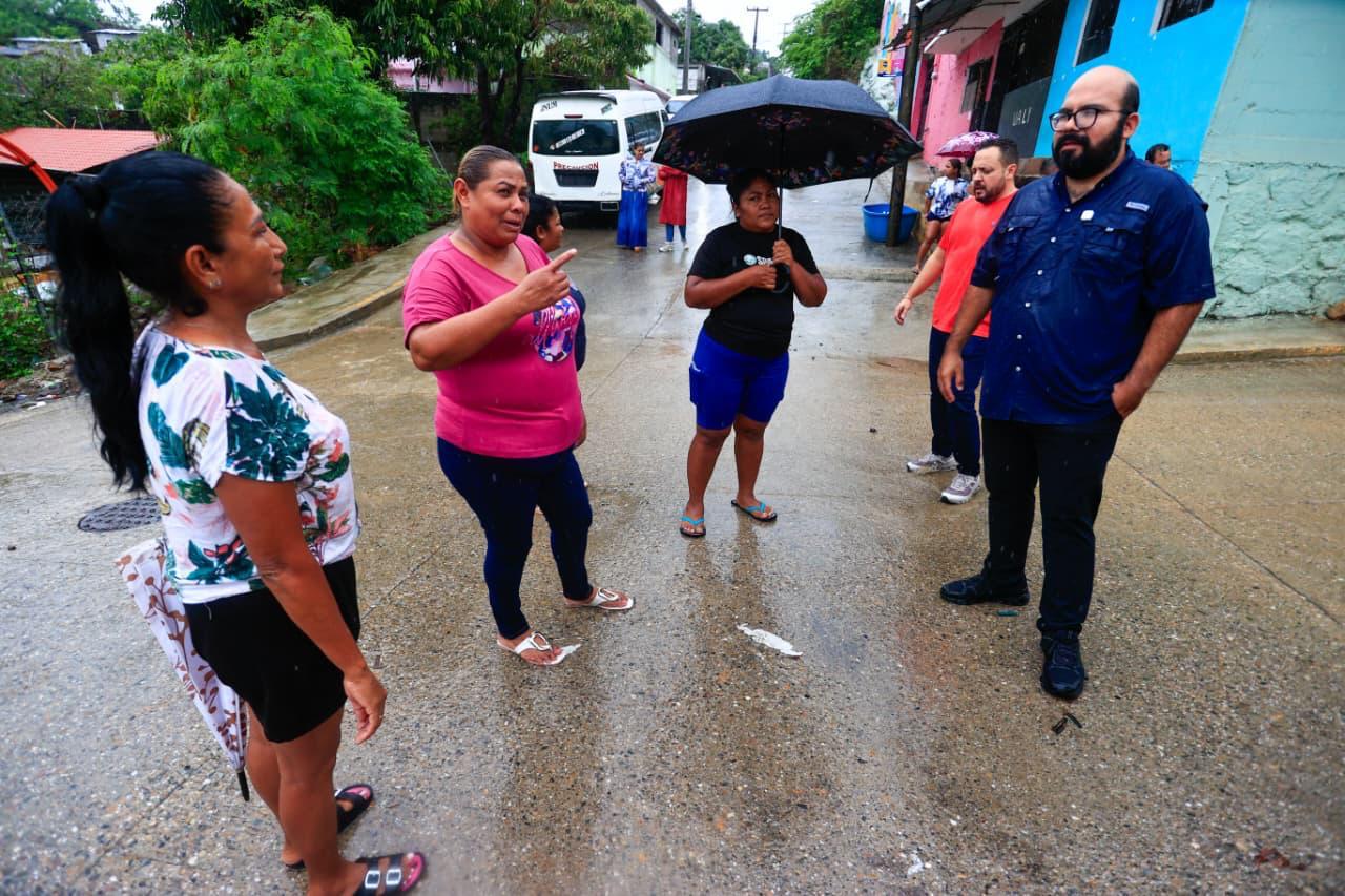 Supervisa Ricardo Salinas acciones de prevención en Acapulco ante intensas lluvias