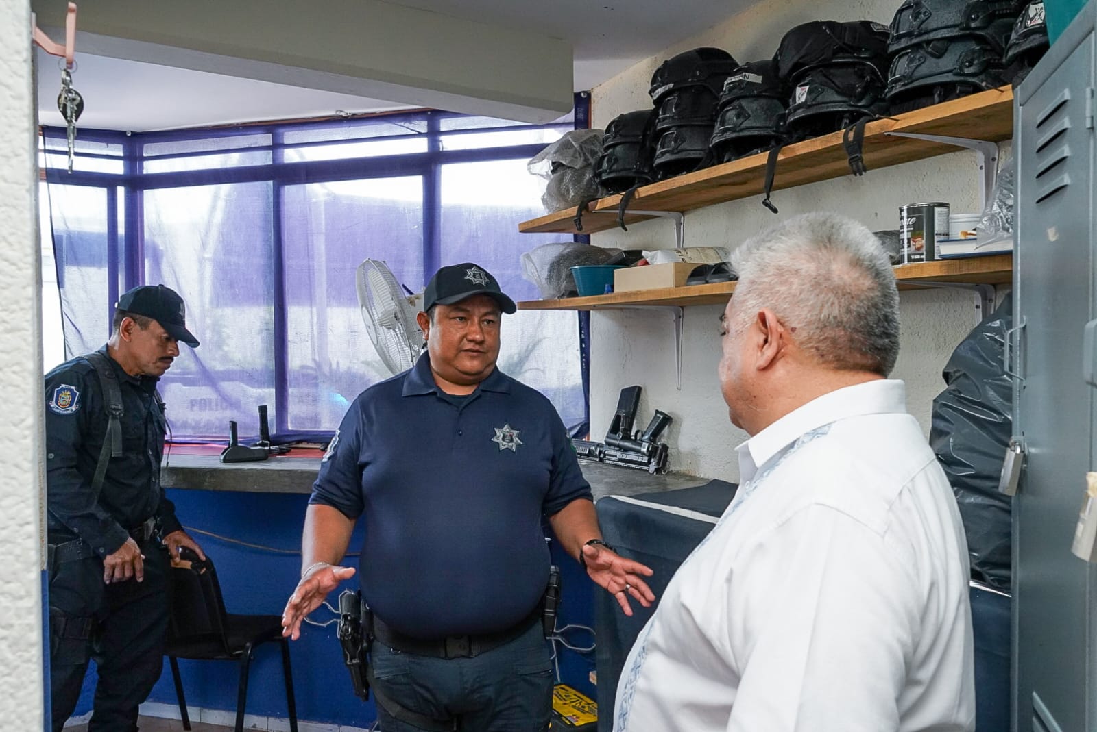 Recupera Gustavo Alarcón módulos de seguridad en Chilpancingo