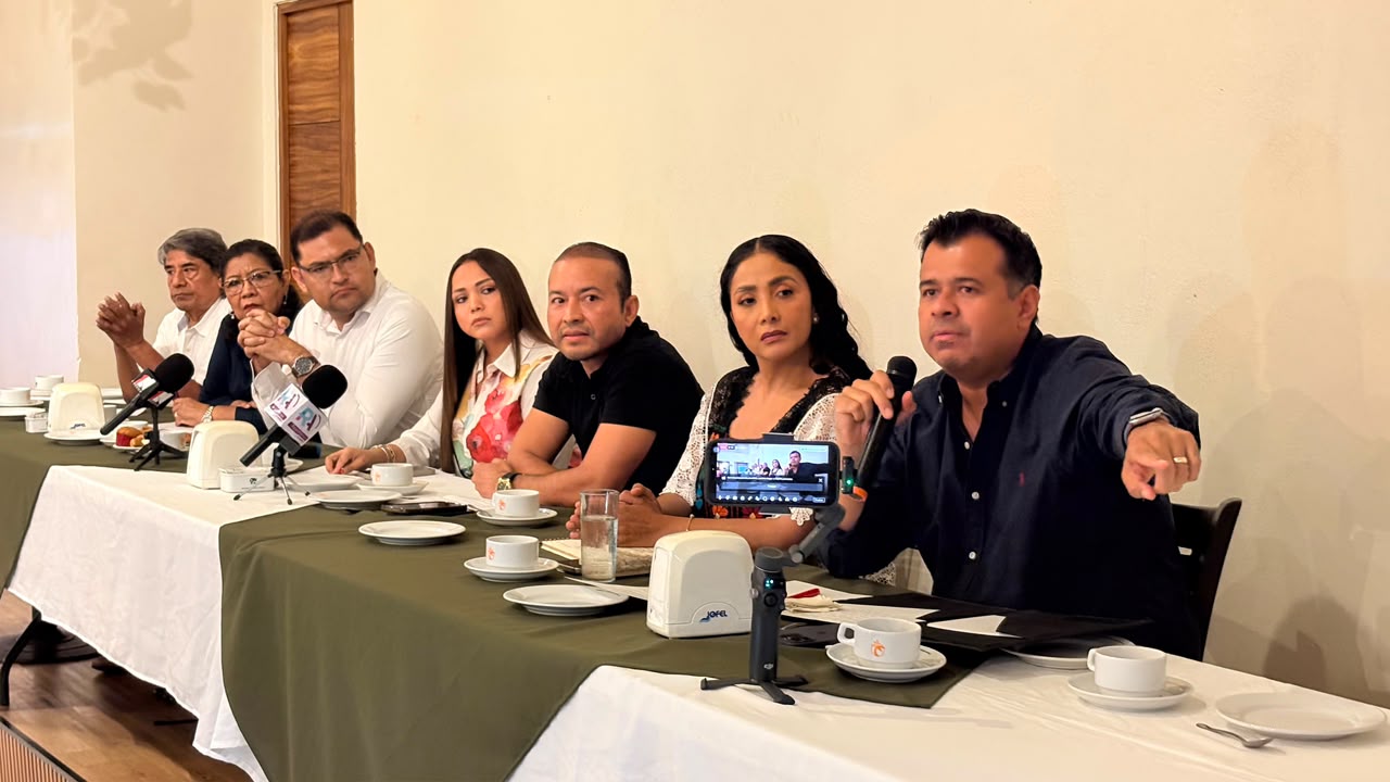 Morenistas que acompañaron a Ángel Aguirre «deben decir que supieron y vieron sobre Ayotzinapa», señalan «esthelistas»