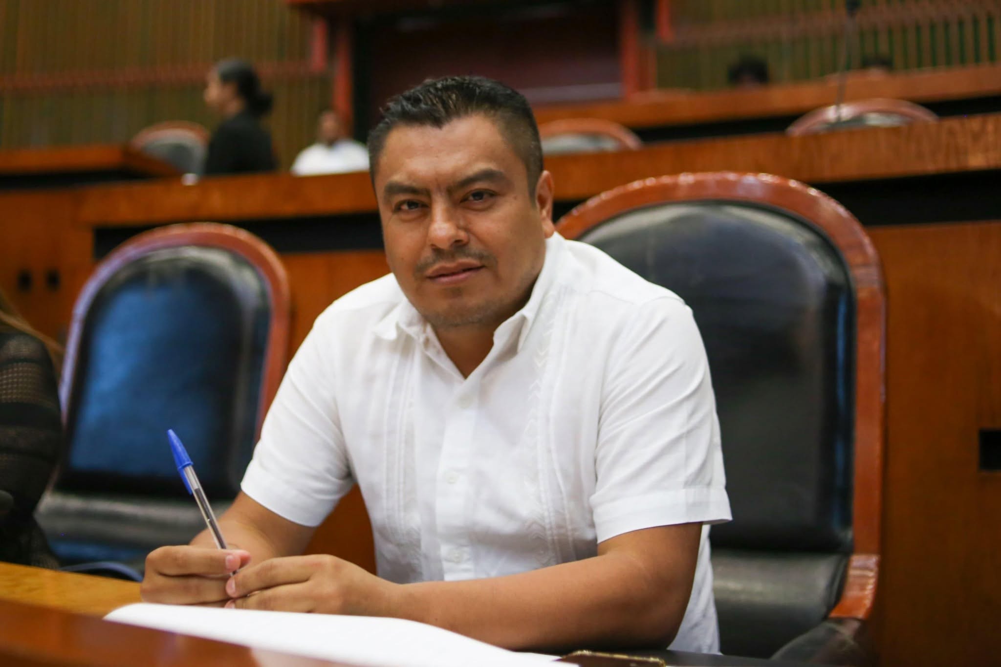 Proponen nueva ley contra elhumo de tabaco y vapeadores