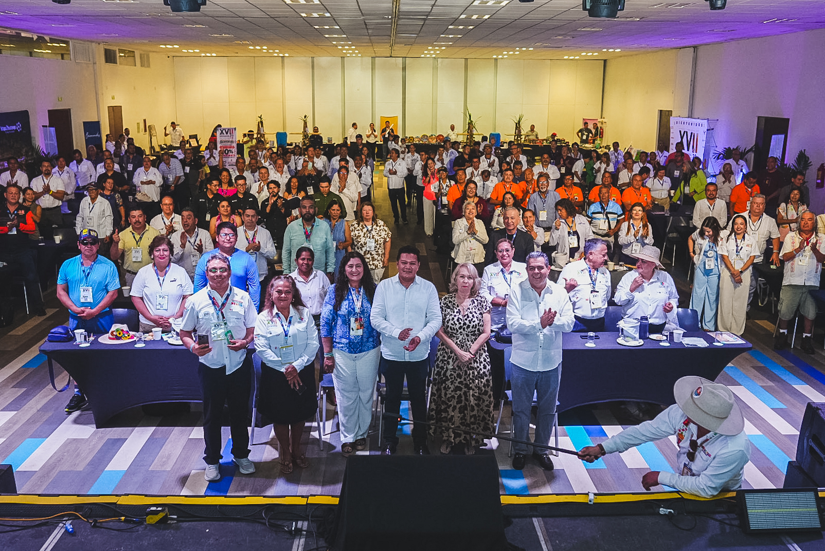 El Gobierno de Zihuatanejo da la bienvenida a participantes del Congreso Nacional de Guías de Turistas