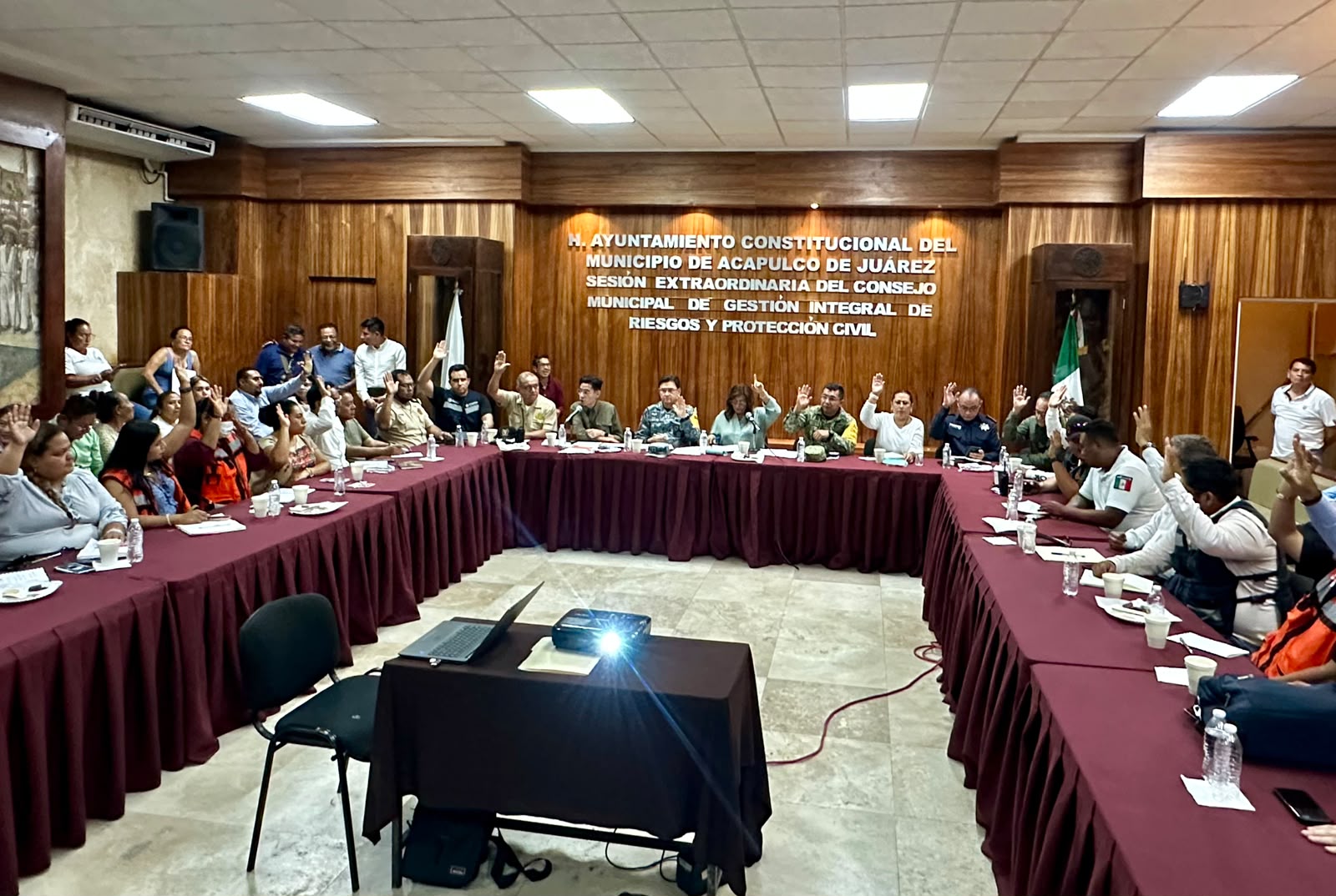 “Hoy tenemos que estar prevenidos” en Acapulco, señala Leticia Lozano ante la evolución de “Polo”